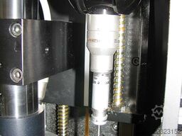 Dr. Heinrich Schneider PMS 400