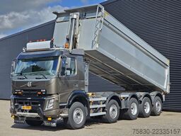 Volvo FMX / 10X4 / HYVA / TIPPER / MULTIKAPPEN