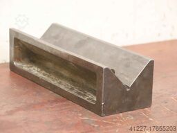 Guss 300/102/H81 mm 90°