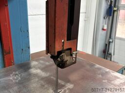 DOALL 2013-V Verticaal Lintzaag/ Bandzaag