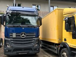 MERCEDES-BENZ 1845 big space