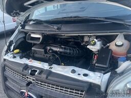 Ford Transit Kasten L1H2 - viele Neuteile