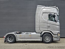 Scania S520 V8 4x2 / RETARDER / FULL AIR / PTO