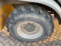 KRAMER 380 / 480 Allrad/ Schaufel/ PG/ 3.623 Bh