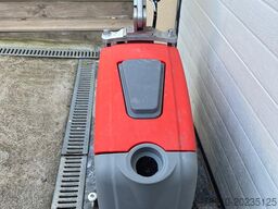 Hako Scrubmaster B12