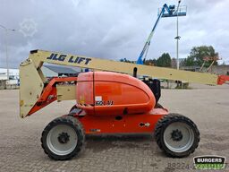 JLG 600AJ