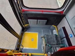 MERCEDES-BENZ Sprinter 517 Heckniederflur Vorlauffahrzeug