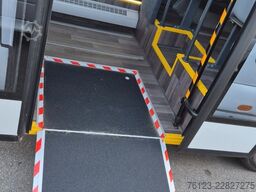 MERCEDES-BENZ Sprinter 517 Heckniederflur Vorlauffahrzeug