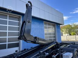 Mercedes-Benz Actros 2548