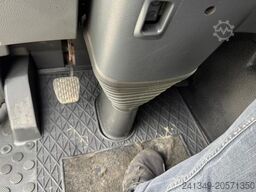 MERCEDES-BENZ Actros 1832 4x2 Bi-Temp Carrier TK