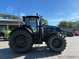 John Deere 6M230