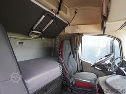 Volvo FH 460 8X2 20 FT CONTAINER TRANSPORT TRUCK