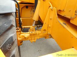 Caterpillar TH83 ( 4 Tonnen 12,5 Meter )