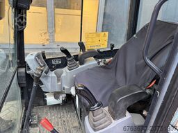 KUBOTA U27-4 minigraver/graafmachine rups 1 bak 2016 Diesel