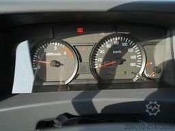 Isuzu NPR 71H