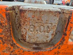 LIEBHERR LTM 1100-5.2 10x6 13.150h Klappspitze