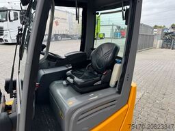 JUNGHEINRICH EFG 215 / Triplex: 4.25m! / SS / nur 2.819h!