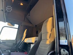 DAF CF 65.250 Handgeschakeld