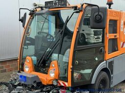 Dulevo DULEVO 2000 3 Besen- 4x4Allrad- 4 Radlenkung