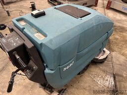Tennant 5680 walk behind floor-washer