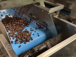 Lumacon automatic crate filling line