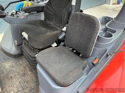 Kubota M7173