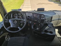 MERCEDES-BENZ ACTROS 1843