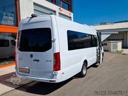 MERCEDES-BENZ 517 Lord Comfort XXL Vorlauffahrzeug 23 SS