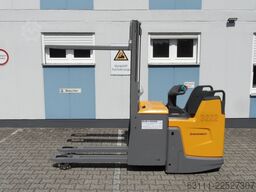 Jungheinrich ERD 220 - Doppelstock - Initialhub - Plattform