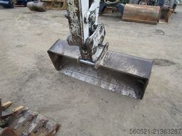 Takeuchi TB 250 POWERTILT + Schnellwechsler + 3 Löffel