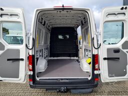 VW Crafter 35 Kasten TDI MR L3h3 Standheiz AHK