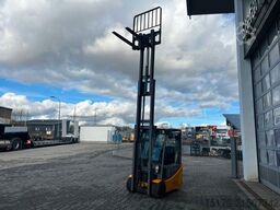 Jungheinrich EFG 218 / Triplex 4.30m / SS / nur 1.738h
