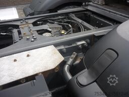 DAF XF 530 6x2-4  FTG