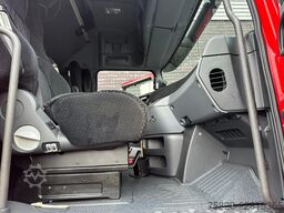 Mercedes-Benz Actros 4165 V8 8X4 SLT TITAN HEAVY DUTY TRACTOR...