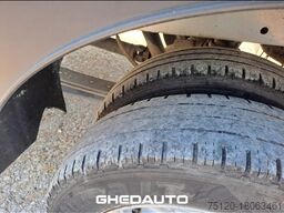 FORD TRANSIT BOX CON GRUPPO FRIGO