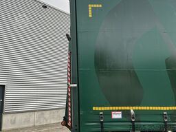 Renault T 380 Comfort / 820 dkm / Curtainside / Loadlif...