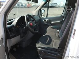 Mercedes-Benz 516CDI Isokoffer Ladebordwand Klima