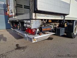 Schmitz Cargobull FRIGORIFIQUE + HAYON