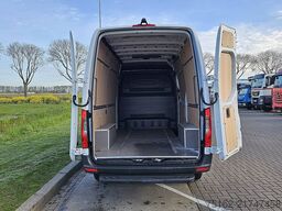 MERCEDES-BENZ SPRINTER 317 L2H2 Mbux RWD Euro6!