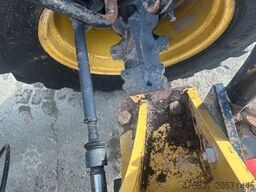 CATERPILLAR TH 406 / 4x4x4 / Greiferschaufel