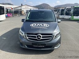 Mercedes-Benz V 220