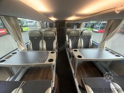 Neoplan Skyliner L