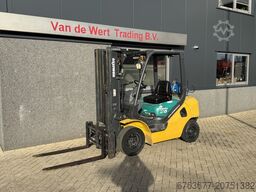 KOMATSU FG25HT-16R Triplo 470 Freelift / Sideshift / Vorkversteller LPG 2008