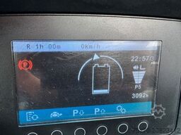 JUNGHEINRICH EFG 215 / Triplex: 4.25m! / SS / nur 3.092h!