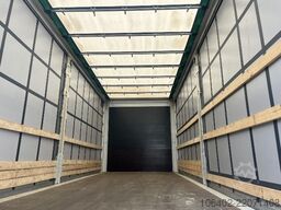 Krone CURTAIN Box / Brücke, 2x vorhanden