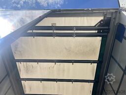 Krone CURTAIN Box / Brücke, 2x vorhanden