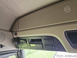 MERCEDES-BENZ ACTROS 1843