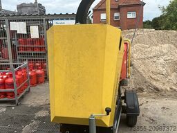 Dücker HM 160 Wood Chipper