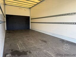 MERCEDES-BENZ ATEGO 818 L Koffer 6,10 m LBW 1 to.*AHK*EURO 6E