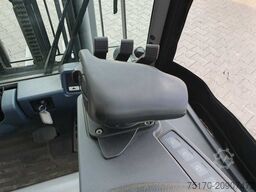 JUNGHEINRICH EFG 215 / Triplex 4.25m / SS / nur 1.680h / 2021